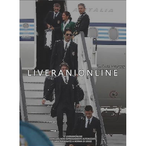 KRAKOW LOTNISKO KRAKOW BALICE 05.06.2012 EURO 2012 PILKA NOZNA REPREZENTACJA WLOCHY PRZYLOT DO POLSKI NZ RICCARDO MONTOLIVO GIANLUIGI BUFFON FOT MICHAL NOWAK / NEWSPIX.PL CRACOW 05.06.2012 FOOTBALL CRACOW BALICE POLISH AIRPORT ARRIVING OF THE NATIONAL TEAM OF ITALY FOR TRAINING CAMPS IN POLAND DURING THE EURO 2012 MICHAL NOWAK / NEWSPIX.PL --- Newspix.pl /AG ALDO LIVERANI SAS - ITALY ONLY - *** Local Caption *** www.newspix.pl mail us: info@newspix.pl call us: 0048 022 23 22 222 --- Polish Picture Agency by Ringier Axel Springer Poland