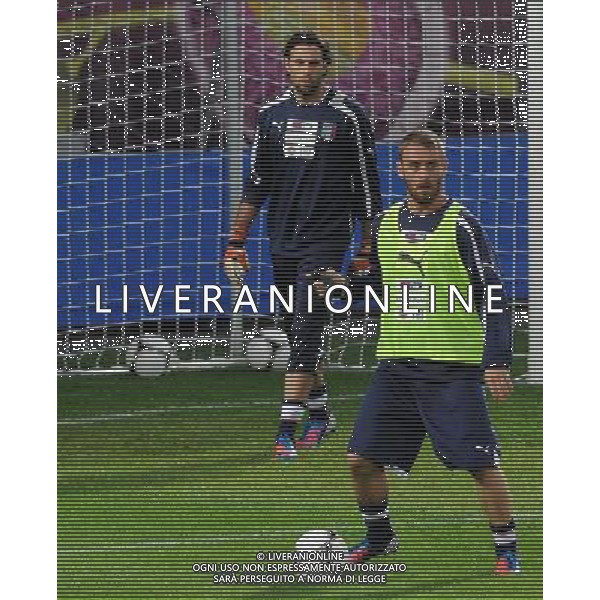 Campionati Europei UEFA 2012 Polonia/Ucraina Cracovia (Polonia) - 05.06.2012 Allenamento Nazionale Italiana Nella Foto:de rossi gioca da centrale /Ph.Vitez-Ag. Aldo Liverani