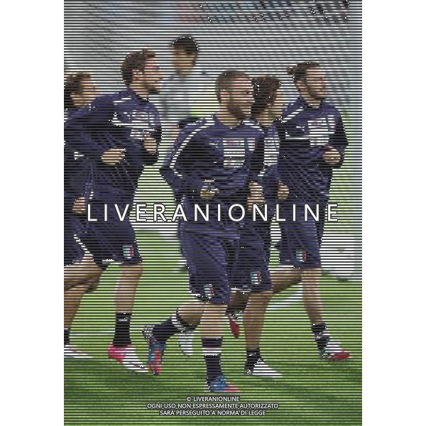 KRAKOW STADION MIEJSKI CRACOVIA 05.06.2012 EURO 2012 PILKA NOZNA REPREZENTACJA WLOCHY TRENING NZ DANIELE DE ROSSI ANDREA PIRLO FOT MICHAL NOWAK / NEWSPIX.PL CRACOW 05.06.2012 FOOTBALL EURO 2012 OFFICIAL TRAINING SESSION OF ITALY NATIONAL TEAM MICHAL NOWAK / NEWSPIX.PL --- Newspix.pl AG ALDO LIVERANI S A S ONLY ITALY *** Local Caption *** www.newspix.pl mail us: info@newspix.pl call us: 0048 022 23 22 222 --- Polish Picture Agency by Ringier Axel Springer Poland