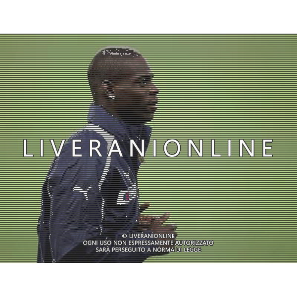 KRAKOW STADION MIEJSKI CRACOVIA 05.06.2012 EURO 2012 PILKA NOZNA REPREZENTACJA WLOCHY TRENING NZ MARIO BALOTELLI FOT MICHAL NOWAK / NEWSPIX.PL CRACOW 05.06.2012 FOOTBALL EURO 2012 OFFICIAL TRAINING SESSION OF ITALY NATIONAL TEAM MICHAL NOWAK / NEWSPIX.PL --- Newspix.pl AG ALDO LIVERANI S A S ONLY ITALY *** Local Caption *** www.newspix.pl mail us: info@newspix.pl call us: 0048 022 23 22 222 --- Polish Picture Agency by Ringier Axel Springer Poland