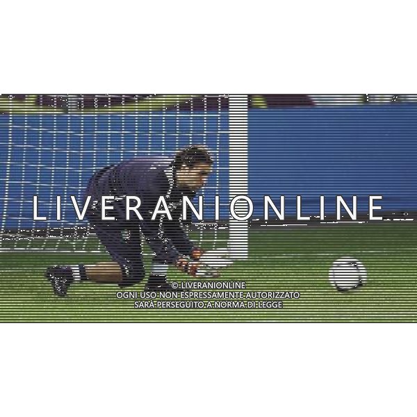 KRAKOW STADION MIEJSKI CRACOVIA 05.06.2012 EURO 2012 PILKA NOZNA REPREZENTACJA WLOCHY TRENING NZ SALVATORE SIRIGU FOT MICHAL NOWAK / NEWSPIX.PL CRACOW 05.06.2012 FOOTBALL EURO 2012 OFFICIAL TRAINING SESSION OF ITALY NATIONAL TEAM MICHAL NOWAK / NEWSPIX.PL --- Newspix.pl AG ALDO LIVERANI S A S ONLY ITALY *** Local Caption *** www.newspix.pl mail us: info@newspix.pl call us: 0048 022 23 22 222 --- Polish Picture Agency by Ringier Axel Springer Poland