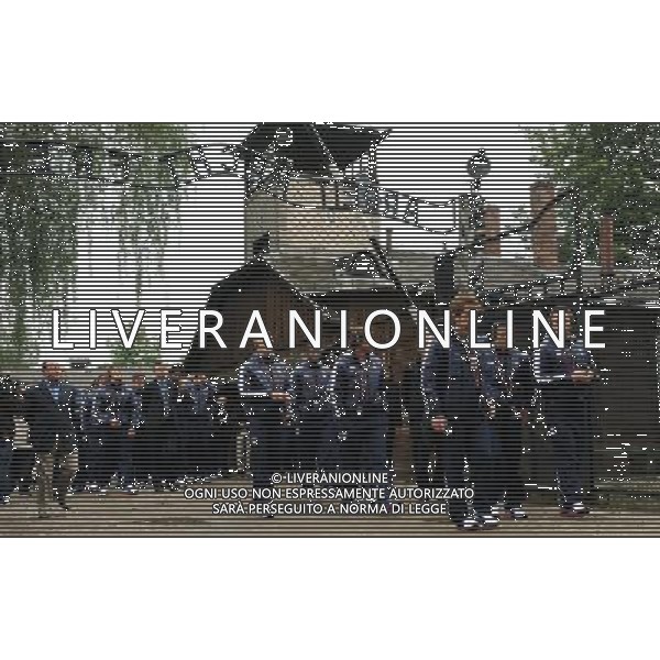 Campionati Europei UEFA 2012 Polonia/Ucraina Auschwitz (Polonia) - 06.06.2012 Visita della Nazionale a Auschwitz e Birkenau Nella Foto:arrivo della nazionale a Auschwitz /Ph.Vitez-Ag. Aldo Liverani