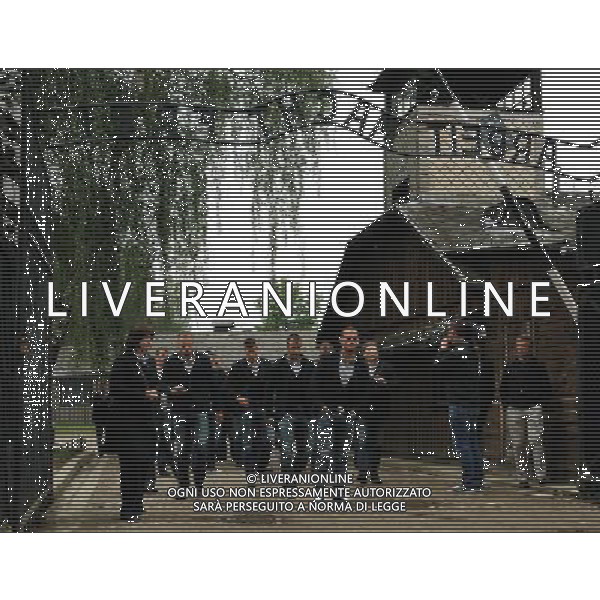 Campionati Europei UEFA 2012 Polonia/Ucraina Auschwitz (Polonia) - 06.06.2012 Visita della Nazionale a Auschwitz e Birkenau Nella Foto:arrivo della nazionale olandese a Auschwitz sneijder /Ph.Vitez-Ag. Aldo Liverani