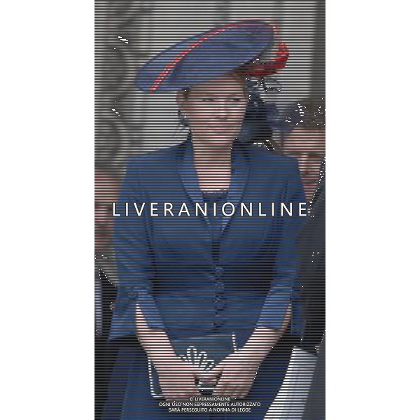 Autumn Phillips attends the Queen\'s Diamond Jubilee thanksgiving service at St Paul\'s Cathedral. 5-6-12 ©photoshot/AGENZIA ALDO LIVERANI SAS - ITALY ONLY - REALI INGLESI: La Regina Elisabetta II d\'inghilterra e la famiglia reale durante le celebrazioni del Giubileo di diamante