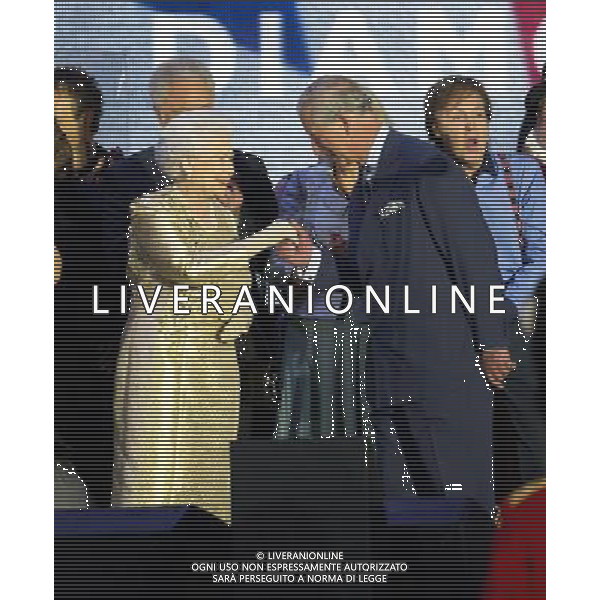 (1731115er) Queen Elizabeth II, Camilla Duchess of Cornwall and Prince Charles The Queen\'s Diamond Jubilee, Concert at Buckingham Palace, London, Britain - 04 Jun 2012 ©photoshot/AGENZIA ALDO LIVERANI SAS - ITALY ONLY - REALI INGLESI: La Regina Elisabetta II d\'inghilterra e la famiglia reale durante le celebrazioni del Giubileo di diamante