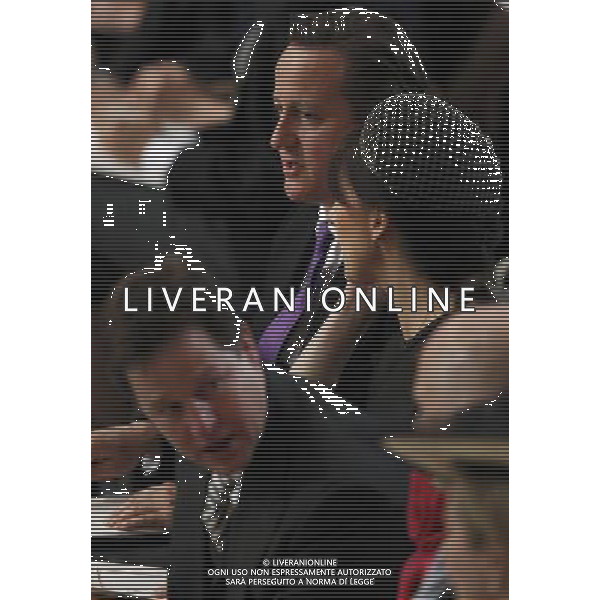 Britain\'s Prime Minister David Cameron (top), his wife Samantha (C) and Deputy Prime Minister Nick Clegg (bottom) attend a thanksgiving service to mark the Queen\'s Diamond Jubilee at St Paul\'s Cathedral in central London June 5, 2012. Four days of nationwide celebrations during which millions of people have turned out to mark Queen Elizabeth\'s Diamond Jubilee conclude on Tuesday with a church service and carriage procession through central London. ) ©photoshot/AGENZIA ALDO LIVERANI SAS - ITALY ONLY - REALI INGLESI: La Regina Elisabetta II d\'inghilterra e la famiglia reale durante le celebrazioni del Giubileo di diamante