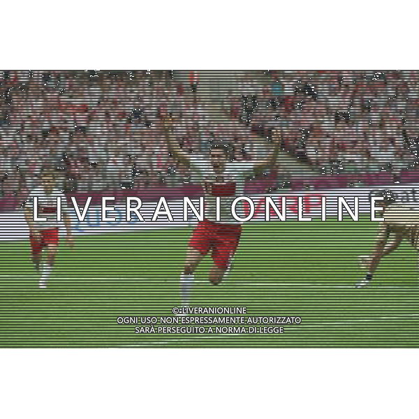 WARSZAWA 08.06.2012 MECZ MISTRZOSTWA EUROPY 2012 GRUPA A: POLSKA - GRECJA --- UEFA EURO 2012 CHAMPIONSHIP GROUP A MATCH IN WARSAW: POLAND - GREECE ROBERT LEWANDOWSKI BRAMKA GOL RADOSC FOT. PIOTR KUCZA/NEWSPIX.PL --- Newspix.pl /AGENZIA ALDO LIVERANI SAS - ITALY ONLY - EDITORIAL USE ONLY Polonia - Grecia Campionati Europei UEFA 2012 Polonia/Ucraina Gruppo A Varsavia (Polonia) 08/06/2012 *** Local Caption *** www.newspix.pl mail us: info@newspix.pl call us: 0048 022 23 22 222 --- Polish Picture Agency by Ringier Axel Springer Poland