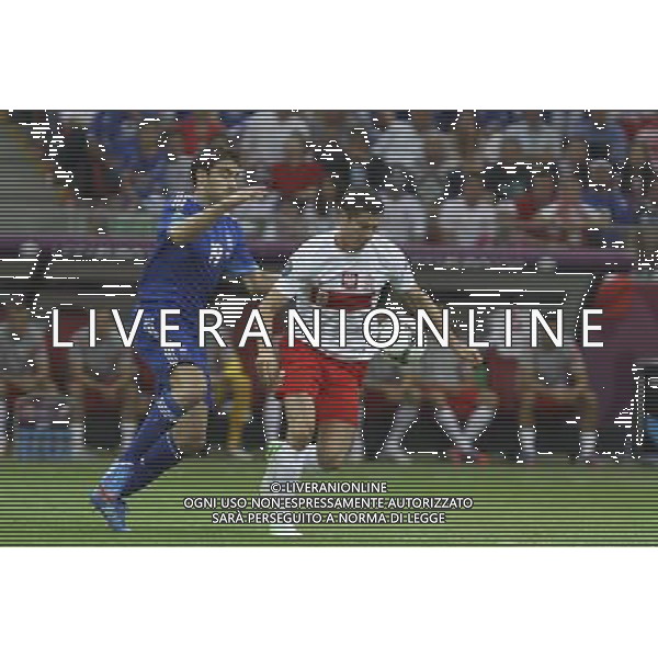 08.06.2012 WARSZAWA - STADION NARODOWY ( WARSAW POLAND NATIONAL STADIUM) PILKA NOZNA (FOOTBALL ) MISTRZOSTWA EUROPY W PILCE NOZNEJ UEFA EURO 2012 ( EUROPEAN CHAMPIONSHIPS UEFA EURO 2012 ) GRUPA A ( POOL A ) MECZ POLSKA - GRECJA ( GAME POLAND - GREECE ) NZ ROBERT LEWANDOWSKI ( P) FOTO KATARZYNA PLEWCZYNSKA/CYFRASPORT/NEWSPIX.PL --- Newspix.pl /AGENZIA ALDO LIVERANI SAS - ITALY ONLY - EDITORIAL USE ONLY Polonia - Grecia Campionati Europei UEFA 2012 Polonia/Ucraina Gruppo A Varsavia (Polonia) 08/06/2012 *** Local Caption *** www.newspix.pl mail us: info@newspix.pl call us: 0048 022 23 22 222 --- Polish Picture Agency by Ringier Axel Springer Poland