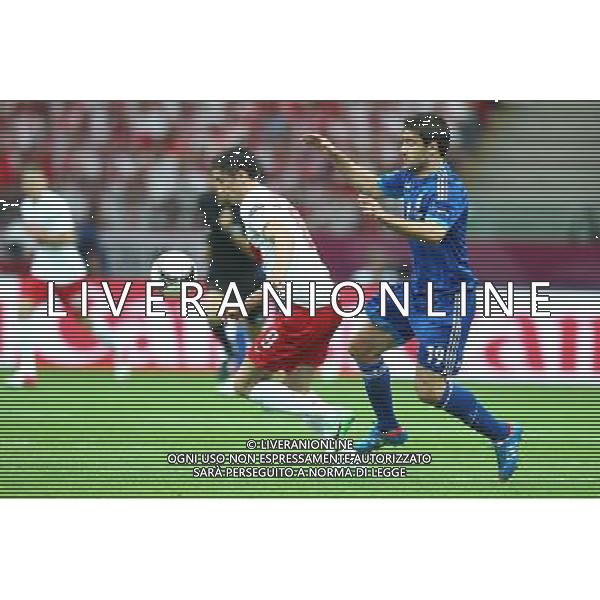 08.06.2012 WARSZAWA - STADION NARODOWY ( WARSAW POLAND NATIONAL STADIUM) PILKA NOZNA (FOOTBALL ) MISTRZOSTWA EUROPY W PILCE NOZNEJ UEFA EURO 2012 ( EUROPEAN CHAPIONSHIPS UEFA EURO 2012 ) GRUPA A ( POOL A ) MECZ POLSKA - GRECJA ( GAME POLAND - GREECE ) NZ ROBERT LEWANDOWSKI (L) FOTO LUKASZ GROCHALA/CYFRASPORT/NEWSPIX.PL --- Newspix.pl /AGENZIA ALDO LIVERANI SAS - ITALY ONLY - EDITORIAL USE ONLY Polonia - Grecia Campionati Europei UEFA 2012 Polonia/Ucraina Gruppo A Varsavia (Polonia) 08/06/2012 *** Local Caption *** www.newspix.pl mail us: info@newspix.pl call us: 0048 022 23 22 222 --- Polish Picture Agency by Ringier Axel Springer Poland