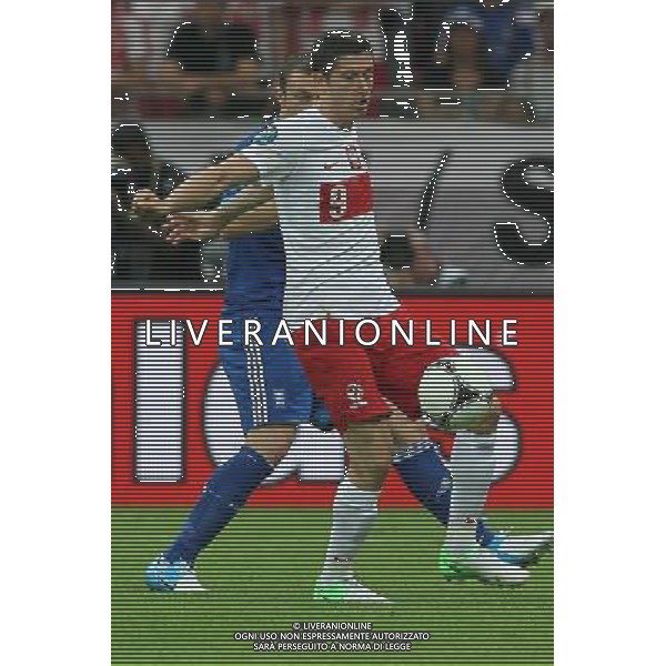 08.06.2012 WARSZAWA - STADION NARODOWY ( WARSAW POLAND NATIONAL STADIUM) PILKA NOZNA (FOOTBALL ) MISTRZOSTWA EUROPY W PILCE NOZNEJ UEFA EURO 2012 ( EUROPEAN CHAMPIONSHIPS UEFA EURO 2012 ) GRUPA A ( POOL A ) MECZ POLSKA - GRECJA ( GAME POLAND - GREECE ) NZ ROBERT LEWANDOWSKI FOTO MATEUSZ TRZUSKOWSKI/CYFRASPORT/NEWSPIX.PL --- Newspix.pl /AGENZIA ALDO LIVERANI SAS - ITALY ONLY - EDITORIAL USE ONLY Polonia - Grecia Campionati Europei UEFA 2012 Polonia/Ucraina Gruppo A Varsavia (Polonia) 08/06/2012 *** Local Caption *** www.newspix.pl mail us: info@newspix.pl call us: 0048 022 23 22 222 --- Polish Picture Agency by Ringier Axel Springer Poland