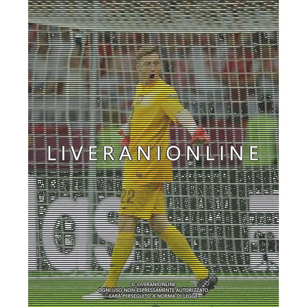 08.06.2012 WARSZAWA PILKA NOZNA KADRA REPREZENTACJA EURO2012 POLSKA I UKRAINA FOOTBALL UEFA EURO 2012 POLAND AND UKRAINE POLSKA - GRECJA POLAND VS. GREECE N/Z RZUT KARNY OBRONIONY PRZEMYSLAW TYTON FOT LUKASZ LASKOWSKI / PRESSFOCUS NEWSPIXPL --- Newspix.pl /AGENZIA ALDO LIVERANI SAS - ITALY ONLY - EDITORIAL USE ONLY Polonia - Grecia Campionati Europei UEFA 2012 Polonia/Ucraina Gruppo A Varsavia (Polonia) 08/06/2012 *** Local Caption *** www.newspix.pl mail us: info@newspix.pl call us: 0048 022 23 22 222 --- Polish Picture Agency by Ringier Axel Springer Poland