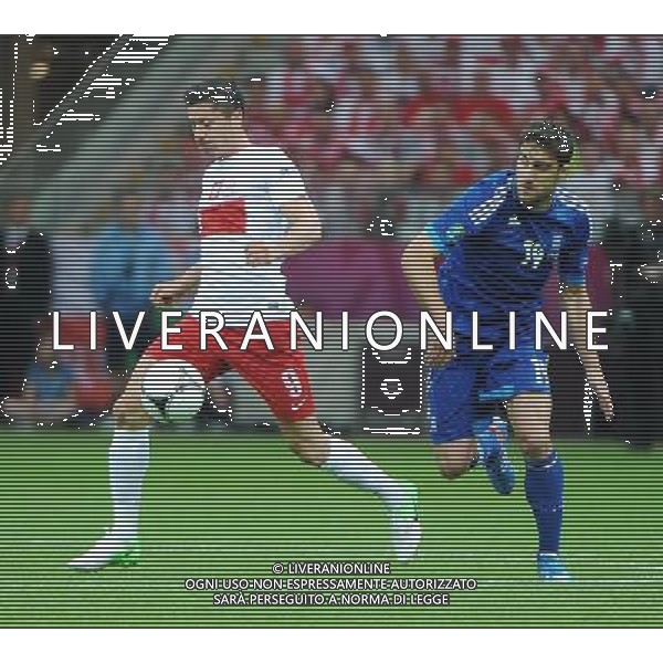 08.06.2012 WARSZAWA (WARSAW POLAND) STADION NARODOWY (NATIONAL STADIUM) PILKA NOZNA (FOOTBALL) UEFA EURO 2012 POLAND UKRAINE MISTRZOSTWA EUROPY W PILCE NOZNEJ POLSKA UKRAINA MECZ POLSKA - GRECJA (POLAND - GREECE) N/Z ROBERT LEWANDOWSKI FOTO NORBERT BARCZYK / PRESSFOCUS/NEWSPIX.PL --- Newspix.pl /AGENZIA ALDO LIVERANI SAS - ITALY ONLY - EDITORIAL USE ONLY Polonia - Grecia Campionati Europei UEFA 2012 Polonia/Ucraina Gruppo A Varsavia (Polonia) 08/06/2012 *** Local Caption *** www.newspix.pl mail us: info@newspix.pl call us: 0048 022 23 22 222 --- Polish Picture Agency by Ringier Axel Springer Poland