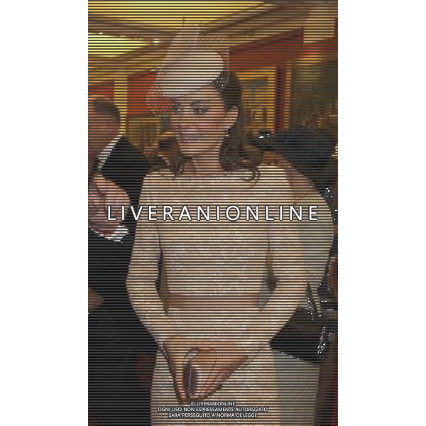 LONDON, ENGLAND - JUNE 05: Catherine, Duchess of Cambridge attends a Diamond Jubilee Reception at Guildhall on June 5, 2012 in London, England. For only the second time in its history the UK celebrates the Diamond Jubilee of a monarch. Her Majesty Queen Elizabeth II celebrates the 60th anniversary of her ascension to the throne. Thousands of wellwishers from around the world have flocked to London to witness the spectacle of the weekend\'s celebrations. ©photoshot/Agenzia Aldo Liverani Sas - ITALY ONLY - REALI INGLESI: La famiglia reale con gli invitai al ricevimento per le celebrazioni del Giubileo diamante di Sua Maesta\' la Regina Elisabetta II a Londra 5 giugno 2012