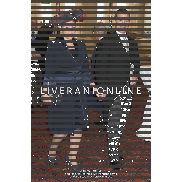 LONDON, ENGLAND - JUNE 05: Autumns Philips and Peter Philips attend a Diamond Jubilee Reception at Guildhall on June 5, 2012 in London, England. For only the second time in its history the UK celebrates the Diamond Jubilee of a monarch. Her Majesty Queen Elizabeth II celebrates the 60th anniversary of her ascension to the throne. Thousands of wellwishers from around the world have flocked to London to witness the spectacle of the weekend\'s celebrations. ©photoshot/Agenzia Aldo Liverani Sas - ITALY ONLY - REALI INGLESI: La famiglia reale con gli invitai al ricevimento per le celebrazioni del Giubileo diamante di Sua Maesta\' la Regina Elisabetta II a Londra 5 giugno 2012