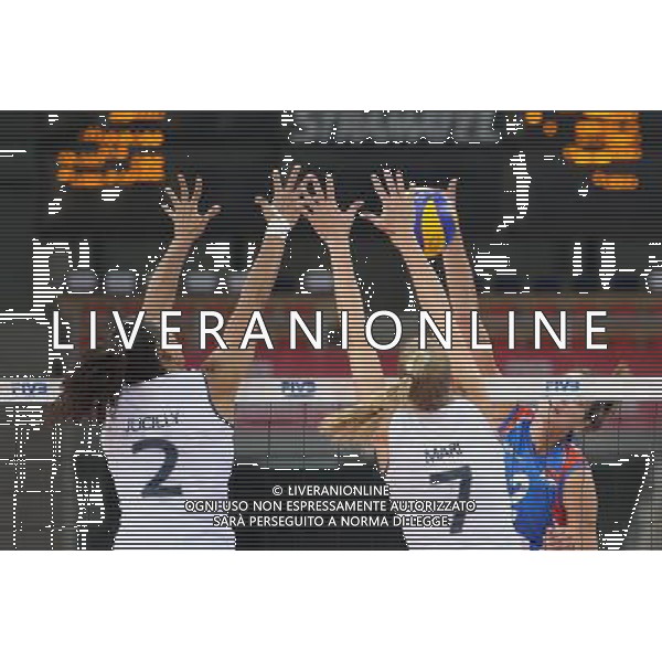 09.06.2012 - Lodz , Atlas Arena , siatkowka , World Grand Prix 2012 , Serbia (niebieskie) - Brazylia (biale) N/Z Juciely Cristina Silva , Marianne Steinbrecher , Jovana Brakocevic WOMAN VOLLEYBALL WORLD GRAND PRIX BRASIL vs SERBIA Fot. Mariusz Palczynski / Edytor.net/NEWSPIX.PL --- Newspix.pl AG ALDO LIVERANI S A S ONLY ITALY *** Local Caption *** www.newspix.pl mail us: info@newspix.pl call us: 0048 022 23 22 222 --- Polish Picture Agency by Ringier Axel Springer Poland