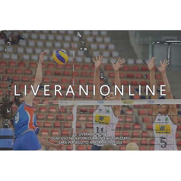 09.06.2012 - Lodz , Atlas Arena , siatkowka , World Grand Prix 2012 , Serbia (niebieskie) - Brazylia (biale) N/Z Jovana Vesovic , Tandara Caixeta , Adenizia Silva Fot. Mariusz Palczynski / Edytor.net/NEWSPIX.PL WOMAN VOLLEYBALL GRAND PRIX BRASIL vs SERBIA --- Newspix.pl AG ALDO LIVERANI S A S ONLY ITALY *** Local Caption *** www.newspix.pl mail us: info@newspix.pl call us: 0048 022 23 22 222 --- Polish Picture Agency by Ringier Axel Springer Poland