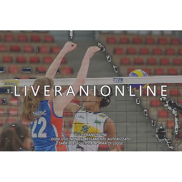 09.06.2012 - Lodz , Atlas Arena , siatkowka , World Grand Prix 2012 , Serbia (niebieskie) - Brazylia (biale) N/Z Brankica Mihajlovic , Adenizia Silva Fot. Mariusz Palczynski / Edytor.net/NEWSPIX.PL WOMAN VOLLEYBALL GRAND PRIX BRASIL vs SERBIA --- Newspix.pl AG ALDO LIVERANI S A S ONLY ITALY *** Local Caption *** www.newspix.pl mail us: info@newspix.pl call us: 0048 022 23 22 222 --- Polish Picture Agency by Ringier Axel Springer Poland
