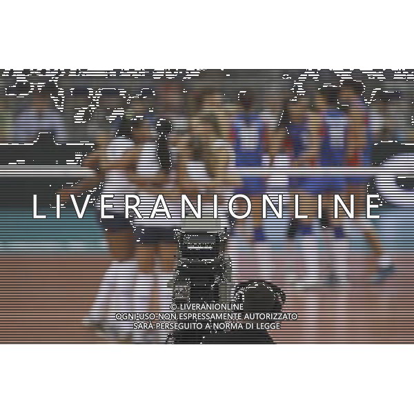 09.06.2012 LODZ, HALA ATLAS ARENA , SIATKOWKA KOBIET TURNIEJ WORLD GRAND PRIX (WOMEN\'S VOLLEYBALL FIVB WGP ) MECZ (GAME MATCH) SERBIA - BRAZYLIA (SERBIA - BRASIL) NZ KAMERA, OPERATOR FOTO KATARZYNA PLEWCZYNSKA/CYFRASPORT/NEWSPIX.PL --- Newspix.pl --- Newspix.pl AG ALDO LIVERANI S A S ONLY ITALY *** Local Caption *** www.newspix.pl mail us: info@newspix.pl call us: 0048 022 23 22 222 --- Polish Picture Agency by Ringier Axel Springer Poland