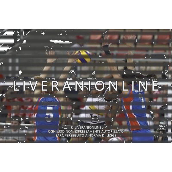 09.06.2012 LODZ, HALA ATLAS ARENA , SIATKOWKA KOBIET TURNIEJ WORLD GRAND PRIX (WOMEN\'S VOLLEYBALL FIVB WGP ) MECZ (GAME MATCH) SERBIA - BRAZYLIA (SERBIA - BRASIL) NZ NATASA KRSMANOVIC ( L) FERNANDA RODRIGUES ( C) JOVANA BRAKOCEVIC ( P) FOTO KATARZYNA PLEWCZYNSKA/CYFRASPORT/NEWSPIX.PL --- Newspix.pl --- Newspix.pl AG ALDO LIVERANI S A S ONLY ITALY *** Local Caption *** www.newspix.pl mail us: info@newspix.pl call us: 0048 022 23 22 222 --- Polish Picture Agency by Ringier Axel Springer Poland