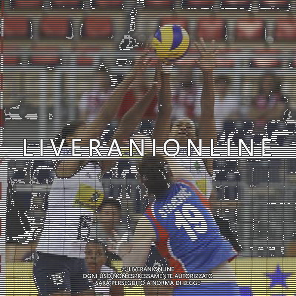 09.06.2012 LODZ, HALA ATLAS ARENA , SIATKOWKA KOBIET TURNIEJ WORLD GRAND PRIX (WOMEN\'S VOLLEYBALL FIVB WGP ) MECZ (GAME MATCH) SERBIA - BRAZYLIA (SERBIA - BRASIL) NZ SILVA JOYCE ( L) SILVA JUCIELY CRISTINA ( C) SANJA STAROVIC ( P) FOTO KATARZYNA PLEWCZYNSKA/CYFRASPORT/NEWSPIX.PL --- Newspix.pl --- Newspix.pl AG ALDO LIVERANI S A S ONLY ITALY *** Local Caption *** www.newspix.pl mail us: info@newspix.pl call us: 0048 022 23 22 222 --- Polish Picture Agency by Ringier Axel Springer Poland