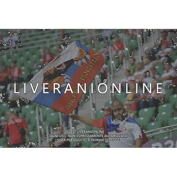 (120609) -- WARSAW, June 9, 2012 () -- A fan of Russia poses before the Group A match between Russia and the Czech Republic at the Euro 2012 football championship in Wroclaw, Poland, June 8, 2012. (/Wu Wei) (jyc) ©PHOTOSHOT/Agenzia Aldo Liverani Sas - ITALY ONLY: Russia - Repubblica Ceca Campionati Europei UEFA 2012 Polonia/Ucraina Gruppo A Wroclaw (Polonia) 08/06/2012 