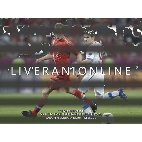 (120609) -- WROCLAW, June 9, 2012 () -- Aleksandr Anyukov (L) of Russia vies with Vaclav Pilar of the Czech Republic during their Group A match at the Euro 2012 football championships in Wroclaw, Poland, June 8, 2012. Russia won 4-1. (/Wu Wei) (jyc) ©PHOTOSHOT/Agenzia Aldo Liverani Sas - ITALY ONLY: Russia - Repubblica Ceca Campionati Europei UEFA 2012 Polonia/Ucraina Gruppo A Wroclaw (Polonia) 08/06/2012 
