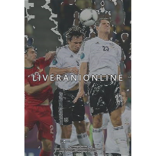 09.06.2012, LWOW, PILKA NOZNA, FOOTBALL, MISTRZOSTWA EUROPY W PILCE NOZNEJ, EURO 2012, FOOTBALL EUROPEAN CHAMPIONSHIP, NIEMCY - PORTUGALIA, GERMANY - PORTUGAL, HELDER POSTIGA (POR), MATS HUMMELS, MARRIO GOMEZ (GER), FOT. TOMASZ JASTRZEBOWSKI / FOTO OLIMPIK/NEWSPIX.PL --- Newspix.pl /Agenzia Aldo Liverani Sas - ITALY ONLY: Germania - Portogallo Campionati Europei UEFA 2012 Polonia/Ucraina Gruppo B Leopoli (Ucraina) 09/06/2012 *** Local Caption *** www.newspix.pl mail us: info@newspix.pl call us: 0048 022 23 22 222 --- Polish Picture Agency by Ringier Axel Springer Poland