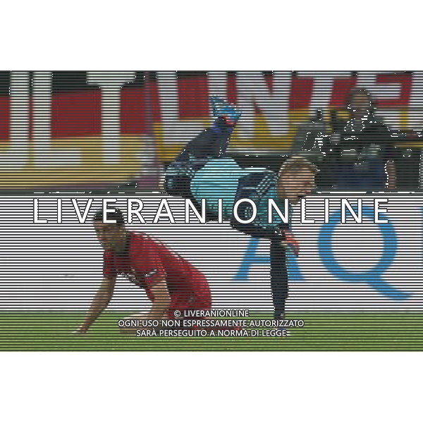 LWOW 09.06.2012 MECZ MISTRZOSTWA EUROPY 2012 GRUPA B: NIEMCY - PORTUGALIA --- UEFA EURO 2012 CHAMPIONSHIP GROUP B MATCH IN LVIV: GERMANY - PORTUGAL HELDER POSTIGA MANUEL NEUER FOT. PIOTR KUCZA/NEWSPIX.PL --- Newspix.pl /Agenzia Aldo Liverani Sas - ITALY ONLY: Germania - Portogallo Campionati Europei UEFA 2012 Polonia/Ucraina Gruppo B Leopoli (Ucraina) 09/06/2012 *** Local Caption *** www.newspix.pl mail us: info@newspix.pl call us: 0048 022 23 22 222 --- Polish Picture Agency by Ringier Axel Springer Poland