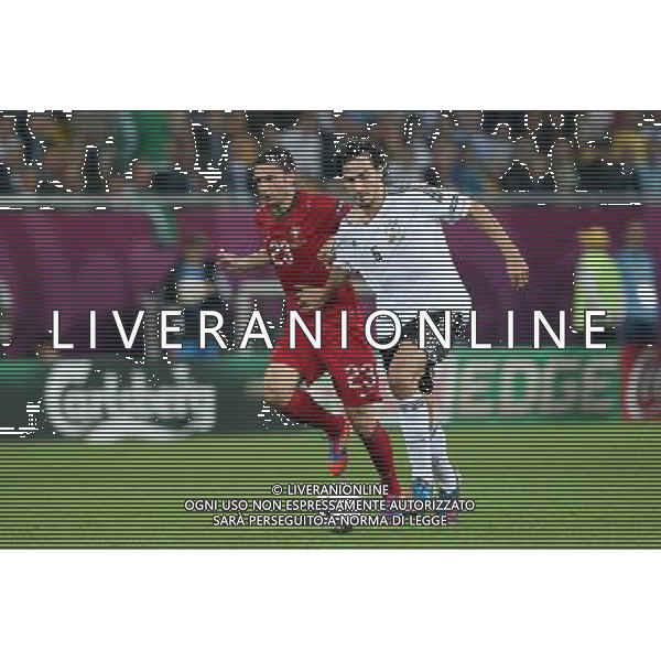 LWOW 09.06.2012 MECZ MISTRZOSTWA EUROPY 2012 GRUPA B: NIEMCY - PORTUGALIA --- UEFA EURO 2012 CHAMPIONSHIP GROUP B MATCH IN LVIV: GERMANY - PORTUGAL HELDER POSTIGA MATS HUMMELS FOT. PIOTR KUCZA/NEWSPIX.PL --- Newspix.pl /Agenzia Aldo Liverani Sas - ITALY ONLY: Germania - Portogallo Campionati Europei UEFA 2012 Polonia/Ucraina Gruppo B Leopoli (Ucraina) 09/06/2012 *** Local Caption *** www.newspix.pl mail us: info@newspix.pl call us: 0048 022 23 22 222 --- Polish Picture Agency by Ringier Axel Springer Poland