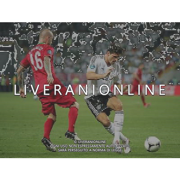 LWOW STADION OLIMPIJSKI 09.06.2012 EURO 2012 PILKA NOZNA GRUPA B NIEMCY - PORTUGALIA NZ RAUL MEIRELES POR MARIO GOMEZ GER FOT MICHAL NOWAK / NEWSPIX.PL LVIV OLYMPIC STADIUM 09.06.2012 EURO 2012 GROUP B GERMANY - PORTUGAL RAUL MEIRELES POR MARIO GOMEZ GER MICHAL NOWAK / NEWSPIX.PL --- Newspix.pl /Agenzia Aldo Liverani Sas - ITALY ONLY: Germania - Portogallo Campionati Europei UEFA 2012 Polonia/Ucraina Gruppo B Leopoli (Ucraina) 09/06/2012 *** Local Caption *** www.newspix.pl mail us: info@newspix.pl call us: 0048 022 23 22 222 --- Polish Picture Agency by Ringier Axel Springer Poland
