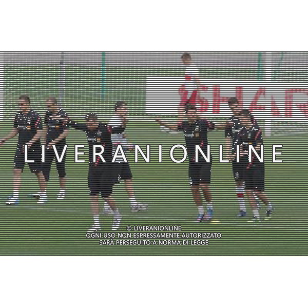 09.06.2012, Poznan, MISTRZOSTWA EUROPY W PILCE NOZNEJ UEFA EURO 2012 TRENING REPREZENTACJI POLSKI / POLISH TRAINING SESSION , N Z DARIUSZ DUDKA , ADRIAN MIERZEJEWSKI , JAKUB WAWRZYNIAK , GRZEGORZ WOJTKOWIAK , LUDOVIC OBRANIAK , FOT. ADAM JASTRZEBOWSKI / NEWSPIX.PL --- Newspix.pl AG ALDO LIVERANI S A S ONLY ITALY *** Local Caption *** www.newspix.pl mail us: info@newspix.pl call us: 0048 022 23 22 222 --- Polish Picture Agency by Ringier Axel Springer Poland