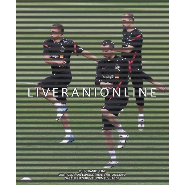 09.06.2012, Poznan, MISTRZOSTWA EUROPY W PILCE NOZNEJ UEFA EURO 2012 TRENING REPREZENTACJI POLSKI / POLISH TRAINING SESSION , N Z DARIUSZ DUDKA , JAKUB WAWRZYNIAK , ADRIAN MIERZEJEWSKI , FOT. ADAM JASTRZEBOWSKI / NEWSPIX.PL --- Newspix.pl AG ALDO LIVERANI S A S ONLY ITALY *** Local Caption *** www.newspix.pl mail us: info@newspix.pl call us: 0048 022 23 22 222 --- Polish Picture Agency by Ringier Axel Springer Poland