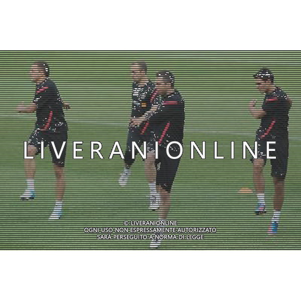 05.06.2012 WARSZAWA - KONWIKTORSKA STADION POLONII (WARSAW POLAND) ) MISTRZOSTWA EUROPY W PILCE NOZNEJ UEFA EURO 2012 ( EUROPEAN CHAMPIONSHIPS UEFA EURO 2012 ) PILKA NOZNA REPREZENTACJA POLSKI TRENING REPREZENTACJI POLSKI NZ DARIUSZ DUDKA (L) JAKUB WAWRZYNIAK (C) GRZEGORZ WOJTKOWIAK (P) FOTO MATEUSZ TRZUSKOWSKI/CYFRASPORT/NEWSPIX.PL --- Newspix.pl AG ALDO LIVERANI S A S ONLY ITALY *** Local Caption *** www.newspix.pl mail us: info@newspix.pl call us: 0048 022 23 22 222 --- Polish Picture Agency by Ringier Axel Springer Poland