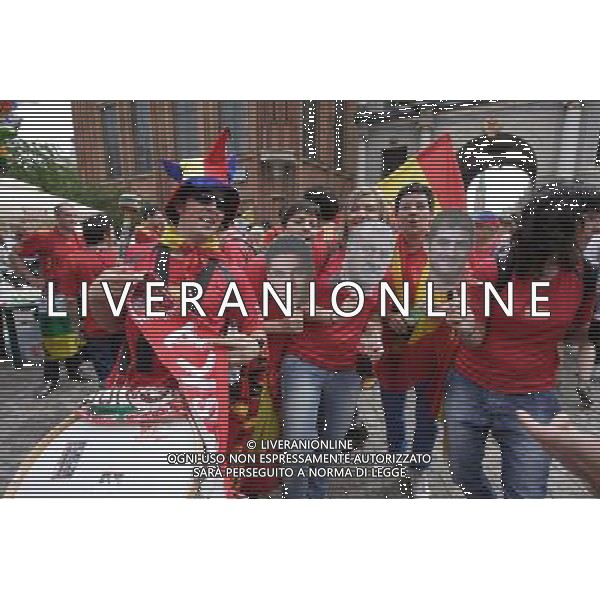 Gdansk 10.06.2012 n z Hiszpanscy kibice na ulicach starego miasta w Gdansku kilka godzin przed meczem fot Michal Fludra / newspix.pl Spanish football fans with painted faces and national flags --- Newspix.pl AG ALDO LIVERANI S A S ONLY ITALY *** Local Caption *** www.newspix.pl mail us: info@newspix.pl call us: 0048 022 23 22 222 --- Polish Picture Agency by Ringier Axel Springer Poland