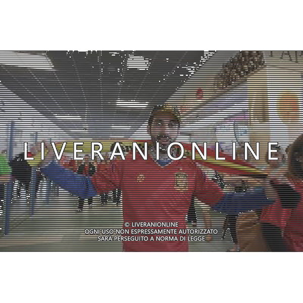 GDANSK 10.06.2012 LOTNISKO IM LECHA WALESY N Z HISZPANSCY I WLOSCY KIBICE PRZYLATUJA NA MECZ HISZPANIA WLOCHY FOT MICHAL FLUDRA/NEWSPIX.PL Spanish football fans arrives at Gdansk airport. --- Newspix.pl AG ALDO LIVERANI S A S ONLY ITALY *** Local Caption *** www.newspix.pl mail us: info@newspix.pl call us: 0048 022 23 22 222 --- Polish Picture Agency by Ringier Axel Springer Poland