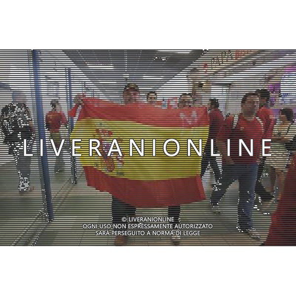 GDANSK 10.06.2012 LOTNISKO IM LECHA WALESY N Z HISZPANSCY I WLOSCY KIBICE PRZYLATUJA NA MECZ HISZPANIA WLOCHY FOT MICHAL FLUDRA/NEWSPIX.PL Spanish football fans arrives at Gdansk airport. --- Newspix.pl AG ALDO LIVERANI S A S ONLY ITALY *** Local Caption *** www.newspix.pl mail us: info@newspix.pl call us: 0048 022 23 22 222 --- Polish Picture Agency by Ringier Axel Springer Poland