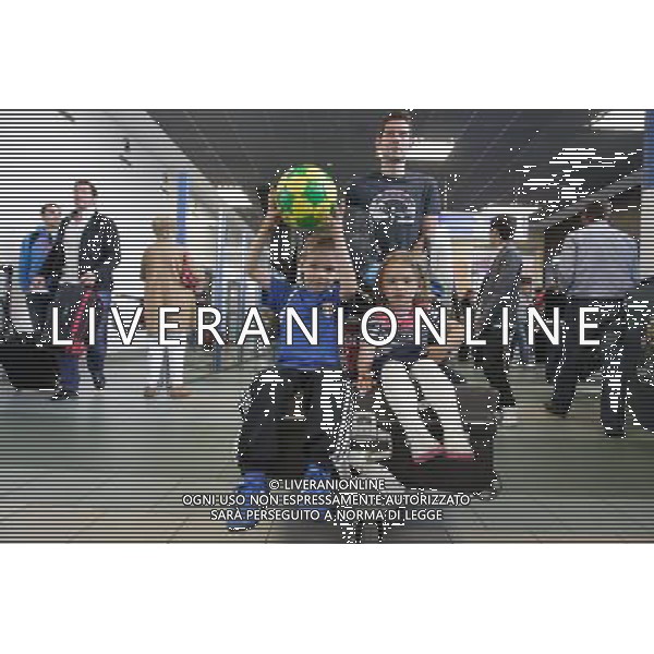 GDANSK 10.06.2012 LOTNISKO IM LECHA WALESY N Z HISZPANSCY I WLOSCY KIBICE PRZYLATUJA NA MECZ HISZPANIA WLOCHY FOT MICHAL FLUDRA/NEWSPIX.PL Spanish football fans arrives at Gdansk airport. --- Newspix.pl AG ALDO LIVERANI S A S ONLY ITALY *** Local Caption *** www.newspix.pl mail us: info@newspix.pl call us: 0048 022 23 22 222 --- Polish Picture Agency by Ringier Axel Springer Poland