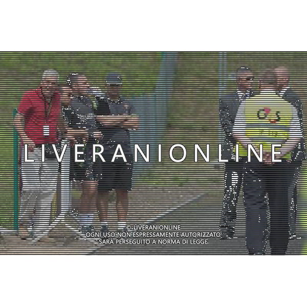 10.06.2012. OPALENICA, CENTRUM POBYTOWE. (UEFA EURO 2012 POLAND UKRAINE) MISTRZOSTWA EUROPY W PILCE NOZNEJ. TRENING OTWARTY REPREZENTACJI PORTUGALII (TRAINING OF PORTUGAL NATIONAL TEAM). NZ/ TRENER COACH PAULO BENTO (3L) FOT. JAKUB KACZMARCZYK / PRESSFOCUS NEWSPIXPL --- Newspix.pl AG ALDO LIVERANI S A S ONLY ITALY *** Local Caption *** www.newspix.pl mail us: info@newspix.pl call us: 0048 022 23 22 222 --- Polish Picture Agency by Ringier Axel Springer Poland