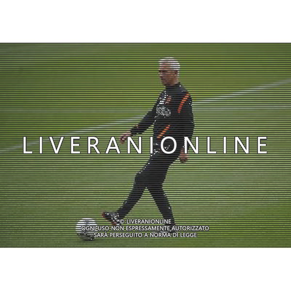 KRAKOW 10-06-2012 TRENING HOLANDIA NA STADIONIE WISLA KRAKOW NETHERLANDS NATIONAL FOOTBALL TEAM TREINING N/Z BERT VAN MARWIJK FOT MACIEJ GILLERT / NEWSPIX.PL --- Newspix.pl AG ALDO LIVERANI S A S ONLY ITALY *** Local Caption *** www.newspix.pl mail us: info@newspix.pl call us: 0048 022 23 22 222 --- Polish Picture Agency by Ringier Axel Springer Poland