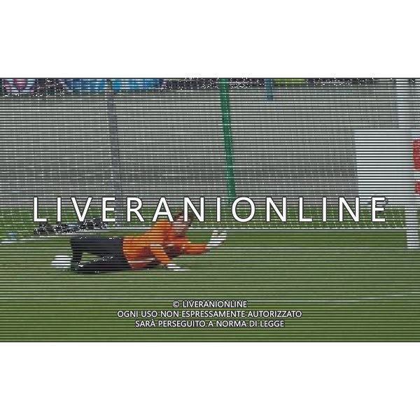 KRAKOW 10-06-2012 TRENING HOLANDIA NA STADIONIE WISLA KRAKOW NETHERLANDS NATIONAL FOOTBALL TEAM TREINING N/Z FOT MACIEJ GILLERT / NEWSPIX.PL --- Newspix.pl AG ALDO LIVERANI S A S ONLY ITALY *** Local Caption *** www.newspix.pl mail us: info@newspix.pl call us: 0048 022 23 22 222 --- Polish Picture Agency by Ringier Axel Springer Poland