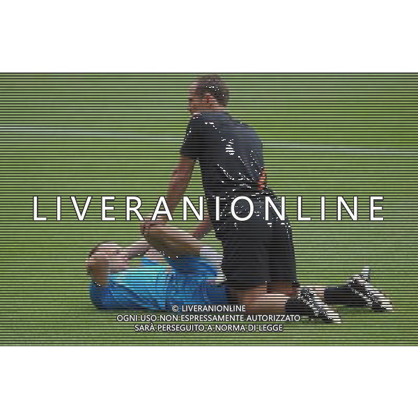 KRAKOW 10-06-2012 TRENING HOLANDIA NA STADIONIE WISLA KRAKOW NETHERLANDS NATIONAL FOOTBALL TEAM TREINING N/Z FOT MACIEJ GILLERT / NEWSPIX.PL --- Newspix.pl AG ALDO LIVERANI S A S ONLY ITALY *** Local Caption *** www.newspix.pl mail us: info@newspix.pl call us: 0048 022 23 22 222 --- Polish Picture Agency by Ringier Axel Springer Poland