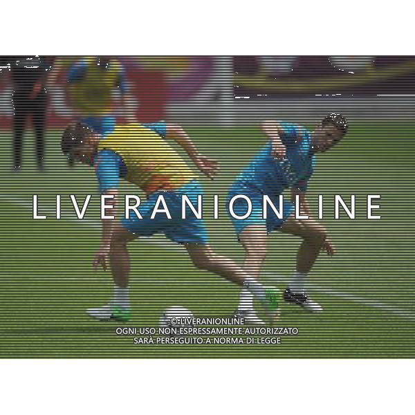 KRAKOW 10-06-2012 TRENING HOLANDIA NA STADIONIE WISLA KRAKOW NETHERLANDS NATIONAL FOOTBALL TEAM TREINING N/Z KLAAS JAN HUNTELAAR FOT MACIEJ GILLERT / NEWSPIX.PL --- Newspix.pl AG ALDO LIVERANI S A S ONLY ITALY *** Local Caption *** www.newspix.pl mail us: info@newspix.pl call us: 0048 022 23 22 222 --- Polish Picture Agency by Ringier Axel Springer Poland