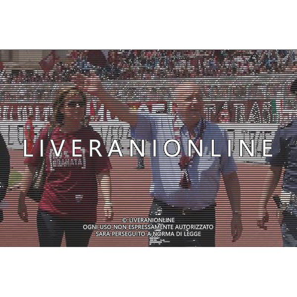 10-6-12 Trapani : trapani - v. lanciano Campionato serie c1 gir. B : play off Nella foto: il presidente del trapani morace vittorio e la moglie GIUSEPPE SERGI/AG ALDO LIVERANI SAS 