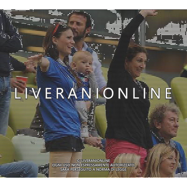 Campionati Europei UEFA 2012 Polonia/Ucraina Gruppo C Danzica (Polonia) - 10.06.2012 Spagna-Italia Nella Foto:moglie cassano con figlio /Ph.Vitez-Ag. Aldo Liverani