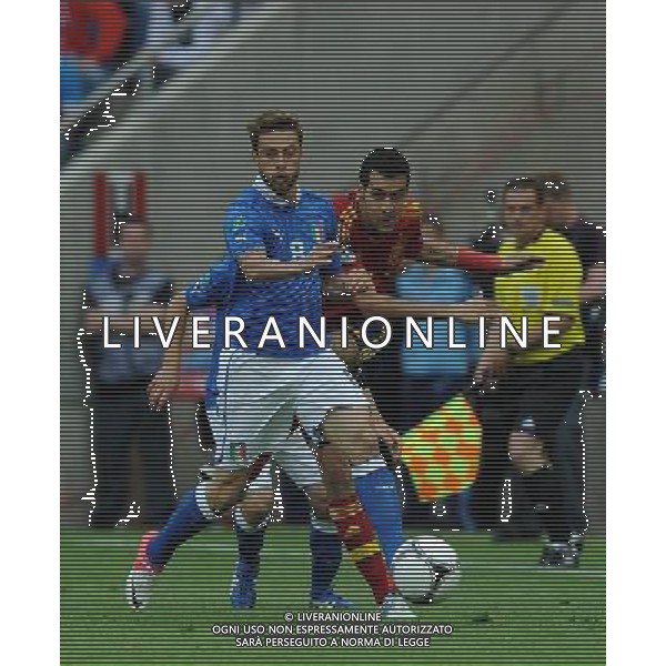 Campionati Europei UEFA 2012 Polonia/Ucraina Gruppo C Danzica (Polonia) - 10.06.2012 Spagna-Italia Nella Foto:marchisio busquets /Ph.Vitez-Ag. Aldo Liverani