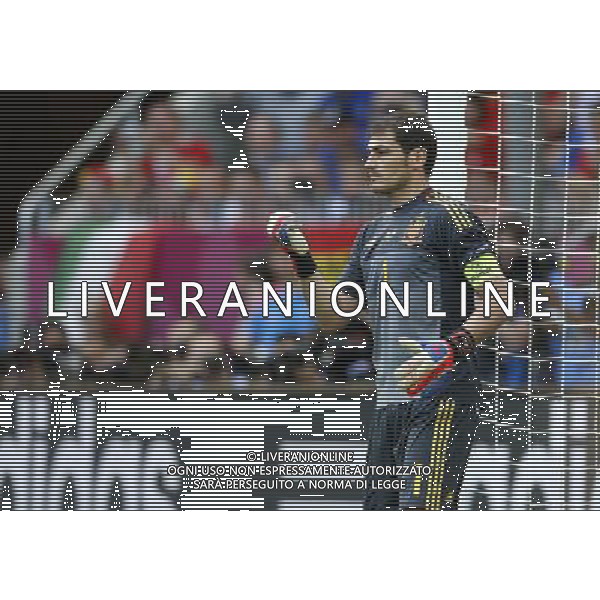 GDANSK 10/06/2012 ARENA GDANSK EURO 2012 PILKA NOZNA MECZ HISZPANIA WLOCHY FOOTBALL EURO 2012 MATCH SPAIN ITALY N/Z (L) IKER CASILLAS FOTO KAMIL KRASZEWSKI APPA/NEWSPIX.PL --- Newspix.pl AG ALDO LIVERANI S A S ONLY ITALY *** Local Caption *** www.newspix.pl mail us: info@newspix.pl call us: 0048 022 23 22 222 --- Polish Picture Agency by Ringier Axel Springer Poland