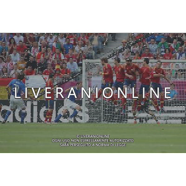 10.06.2012 GDANSK PILKA NOZNA UEFA EURO 2012 MECZ EURO 2012 HISZPANIA -WLOCHY GDANSK MATCH ESPANIA - ITALY NZ ANDRE PIRLO WLOCHY MUR HISZPANIA FOT MICHAL STAWOWIAK / NEWSPIXPL --- Newspix.pl /Agenzia Aldo Liverani Sas - ITALY ONLY : Spagna - Italia Campionati Europei UEFA 2012 Polonia/Ucraina Gruppo C Danzica (Polonia) 10/06/2012 *** Local Caption *** www.newspix.pl mail us: info@newspix.pl call us: 0048 022 23 22 222 --- Polish Picture Agency by Ringier Axel Springer Poland