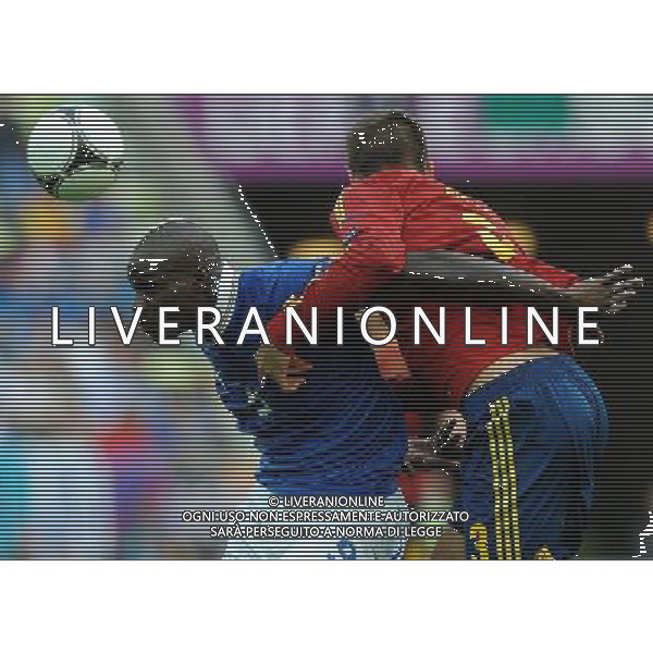 Campionati Europei UEFA 2012 Polonia/Ucraina Gruppo C Danzica (Polonia) - 10.06.2012 Spagna-Italia Nella Foto:balotelli pique /Ph.Vitez-Ag. Aldo Liverani