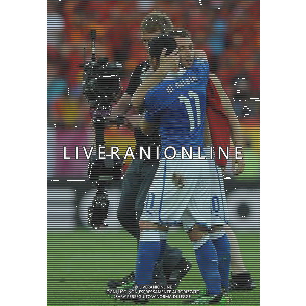 Campionati Europei UEFA 2012 Polonia/Ucraina Gruppo C Danzica (Polonia) - 10.06.2012 Spagna-Italia Nella Foto:abbraccio finale di natale cassano /Ph.Vitez-Ag. Aldo Liverani