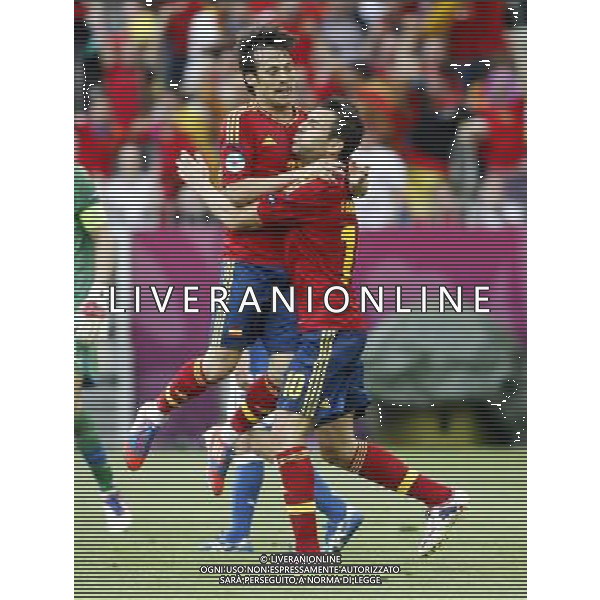 GDANSK 10/06/2012 ARENA GDANSK EURO 2012 PILKA NOZNA MECZ HISZPANIA WLOCHY FOOTBALL EURO 2012 MATCH SPAIN ITALY N/Z (L) DAVID SILVA CESC FABREGAS GOL BRAMKA RADOSC FOTO KAMIL KRASZEWSKI APPA/NEWSPIX.PL --- Newspix.pl /Agenzia Aldo Liverani Sas - ITALY ONLY - Spagna-Italia Campionati Europei UEFA 2012 Polonia/Ucraina Gruppo C Danzica (Polonia) 10/06/2012 *** Local Caption *** www.newspix.pl mail us: info@newspix.pl call us: 0048 022 23 22 222 --- Polish Picture Agency by Ringier Axel Springer Poland